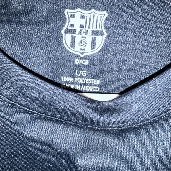 T-shirt - Picture 4 of 4